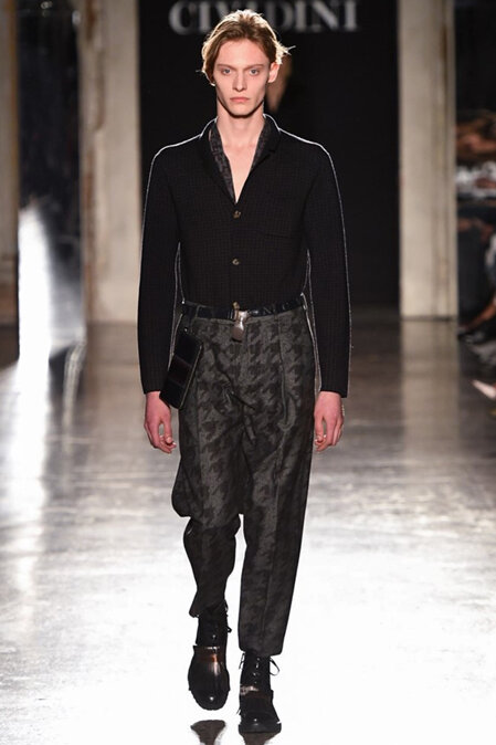 @1111management • camillomajerczykrunway013 [cividini].jpeg